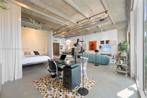 Condominio en venta en Miami, Florida, 1 dormitorio, 111.76 m2 № 1658776 - foto 9