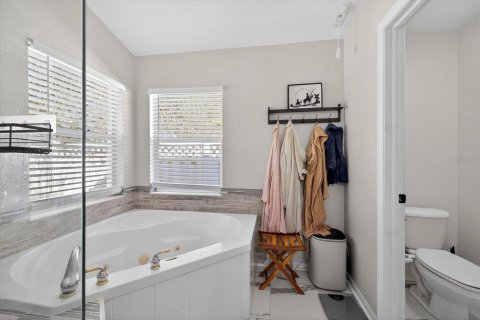Casa en venta en Tampa, Florida, 3 dormitorios, 192.68 m2 № 2196427 - foto 25