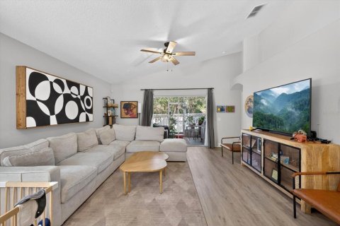 Casa en venta en Tampa, Florida, 3 dormitorios, 192.68 m2 № 2196427 - foto 16