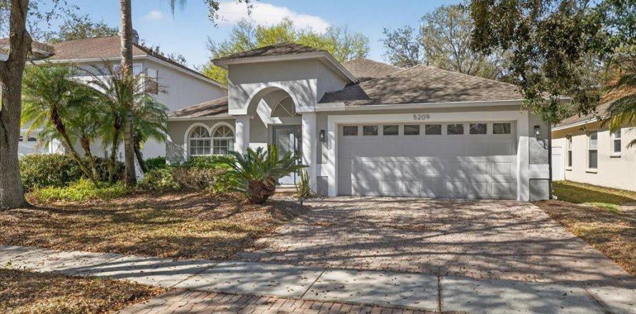 Casa en Tampa, Florida 3 dormitorios, 192.68 m2 № 2196427