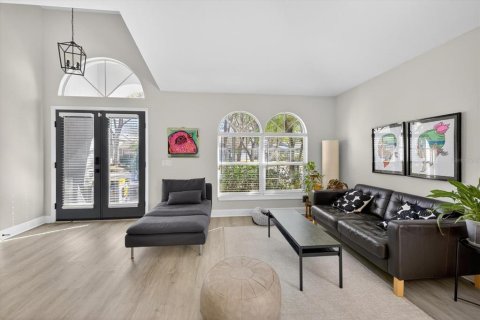 Casa en venta en Tampa, Florida, 3 dormitorios, 192.68 m2 № 2196427 - foto 8