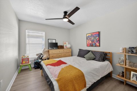 Casa en venta en Tampa, Florida, 3 dormitorios, 192.68 m2 № 2196427 - foto 29