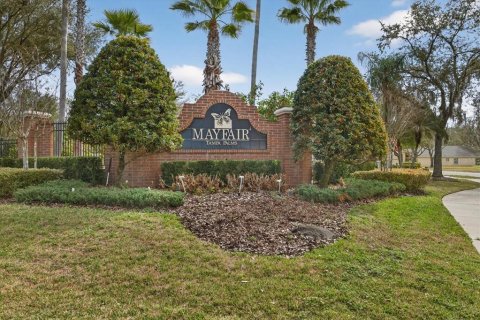 Casa en venta en Tampa, Florida, 3 dormitorios, 192.68 m2 № 2196427 - foto 2