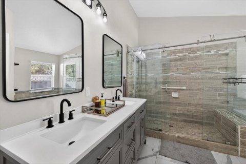 Casa en venta en Tampa, Florida, 3 dormitorios, 192.68 m2 № 2196427 - foto 24