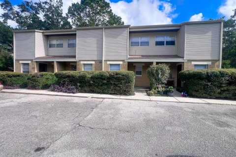 Townhouse in Gainesville, Florida 2 bedrooms, 92.16 sq.m. № 1901102 - photo 1