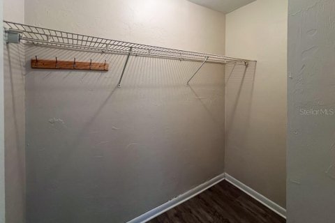 Townhouse in Gainesville, Florida 2 bedrooms, 92.16 sq.m. № 1901102 - photo 14