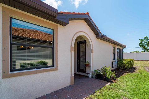 House in Venice, Florida 3 bedrooms, 144 sq.m. № 1781415 - photo 24