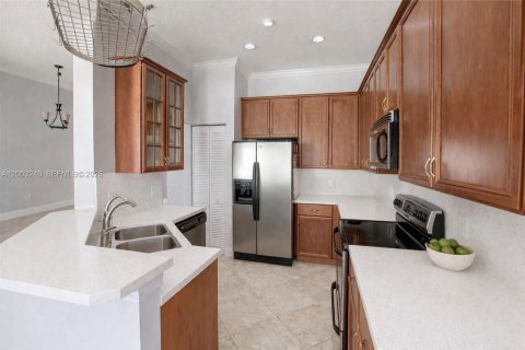 House in Weston, Florida 3 bedrooms, 141.4 sq.m. № 2069706 - photo 5