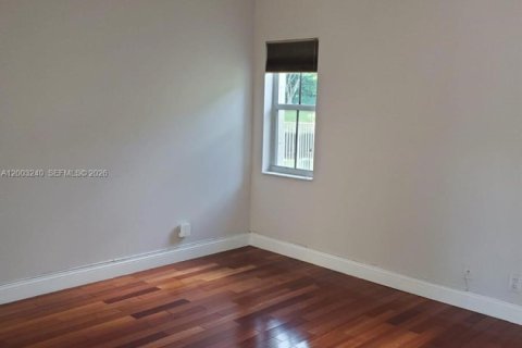 House in Weston, Florida 3 bedrooms, 141.4 sq.m. № 2069706 - photo 23