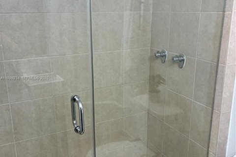 Copropriété à vendre à North Miami, Floride: 2 chambres, 89.46 m2 № 1987576 - photo 12