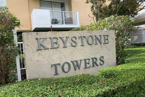 Copropriété à vendre à North Miami, Floride: 2 chambres, 89.46 m2 № 1987576 - photo 20