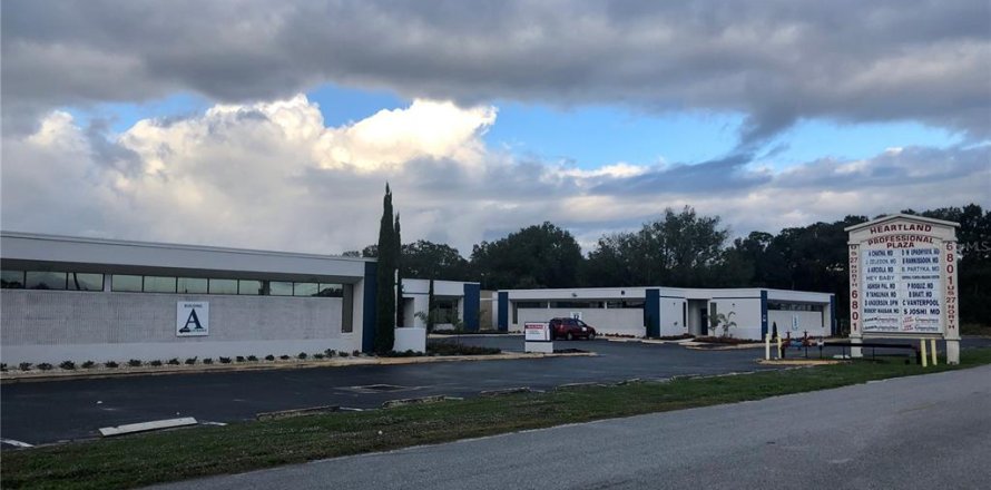 Immobilier commercial à Sebring, Floride 131.18 m2 № 2166707