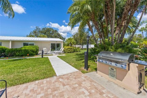 House in Sarasota, Florida 1 bedroom, 67.63 sq.m. № 2203692 - photo 28