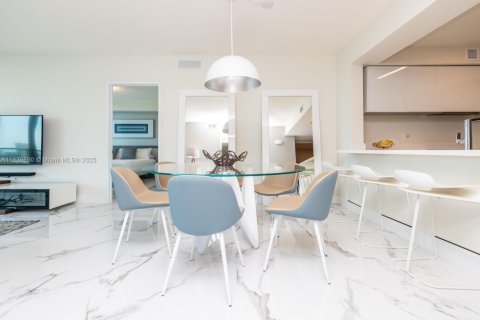 Copropriété à vendre à Sunny Isles Beach, Floride: 2 chambres, 143.16 m2 № 1821820 - photo 4