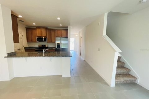 Villa ou maison à louer à Davenport, Floride: 4 chambres, 218.32 m2 № 1829347 - photo 4