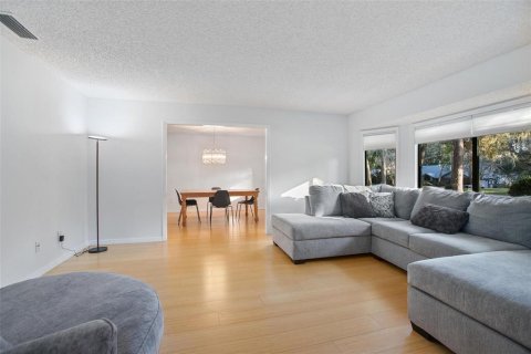Casa en alquiler en DeLand, Florida, 3 dormitorios, 183.48 m2 № 1878062 - foto 9