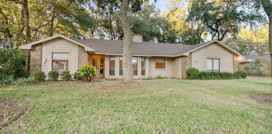 Casa en DeLand, Florida 3 dormitorios, 183.48 m2 № 1878062