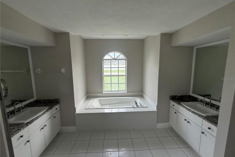 Casa en venta en Spring Hill, Florida, 3 dormitorios, 194.82 m2 № 2386252 - foto 15