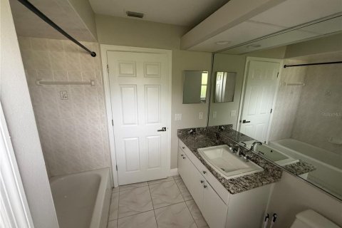 Casa en venta en Spring Hill, Florida, 3 dormitorios, 194.82 m2 № 2386252 - foto 12