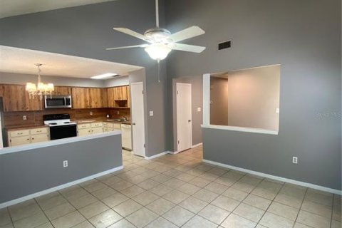 Adosado en alquiler en Brooksville, Florida, 2 dormitorios, 87.33 m2 № 1901712 - foto 3