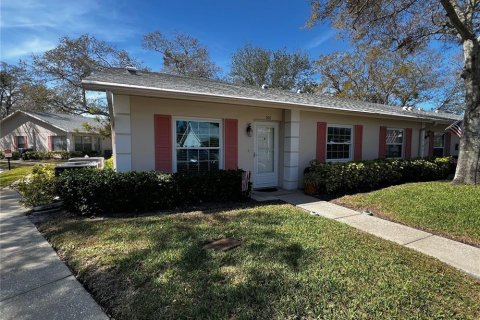 Condo in Clearwater, Florida, 2 bedrooms  № 1853416 - photo 2