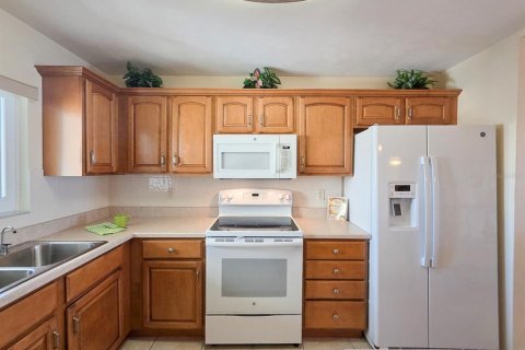 Купить кондоминиум в Порт-Оранж, Флорида 5 комнат, 114.18м2, № 2148136 - фото 8