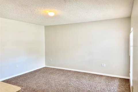 Apartamento en alquiler en Kissimmee, Florida, 2 dormitorios, 97.92 m2 № 1909427 - foto 4