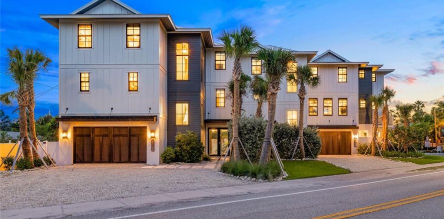 Villa ou maison à Sarasota, Floride 5 chambres, 275.55 m2 № 2106360