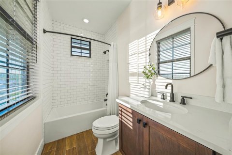 Villa ou maison à vendre à Sarasota, Floride: 5 chambres, 275.55 m2 № 2106360 - photo 24