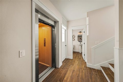 Villa ou maison à vendre à Sarasota, Floride: 5 chambres, 275.55 m2 № 2106360 - photo 13