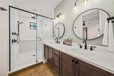 Villa ou maison à vendre à Sarasota, Floride: 5 chambres, 275.55 m2 № 2106360 - photo 15