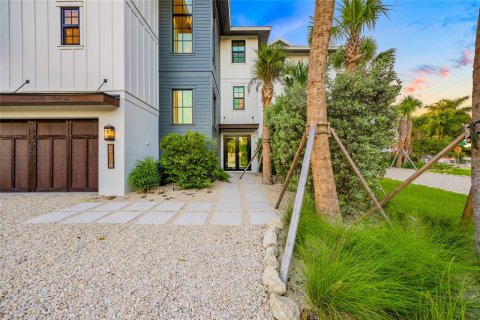 Villa ou maison à vendre à Sarasota, Floride: 5 chambres, 275.55 m2 № 2106360 - photo 6