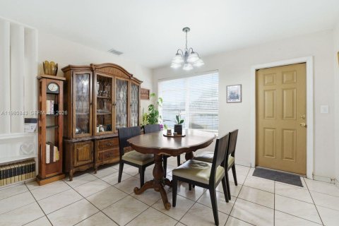 Купить виллу или дом в Майами, Флорида 3 спальни, 125.05м2, № 2044809 - фото 16