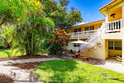 Copropriété à louer à Fort Lauderdale, Floride: 1 chambre, 1909.33 m2 № 2049275 - photo 12