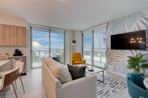 Condo in Miami, Florida, 2 bedrooms  № 1729223 - photo 14