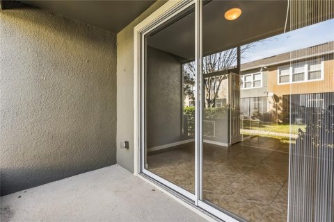 Townhouse in Sanford, Florida 2 bedrooms, 105.72 sq.m. № 2092955 - photo 23