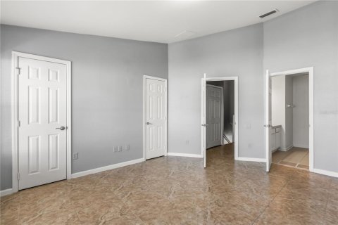 Townhouse in Sanford, Florida 2 bedrooms, 105.72 sq.m. № 2092955 - photo 10