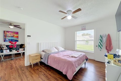 Condo in Orlando, Florida, 3 bedrooms  № 2377847 - photo 17