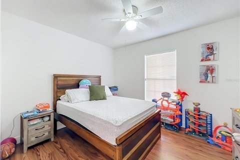 Condo in Orlando, Florida, 3 bedrooms  № 2377847 - photo 19