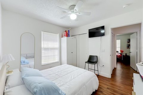 Condo in Orlando, Florida, 3 bedrooms  № 2377847 - photo 22