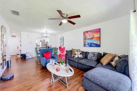 Condo in Orlando, Florida, 3 bedrooms  № 2377847 - photo 14