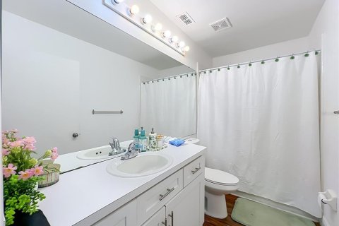Condo in Orlando, Florida, 3 bedrooms  № 2377847 - photo 26