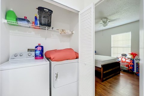 Condo in Orlando, Florida, 3 bedrooms  № 2377847 - photo 30