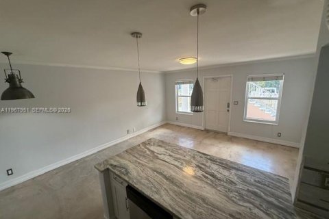 Condominio en alquiler en Fort Lauderdale, Florida, 1 dormitorio, 56.21 m2 № 2029288 - foto 5