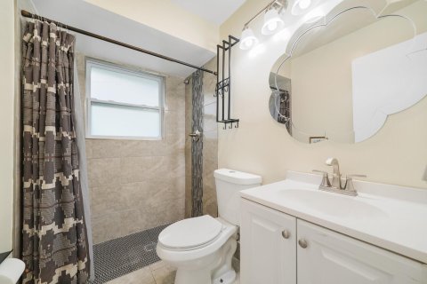 Casa en venta en West Palm Beach, Florida, 3 dormitorios, 190.73 m2 № 2412159 - foto 23