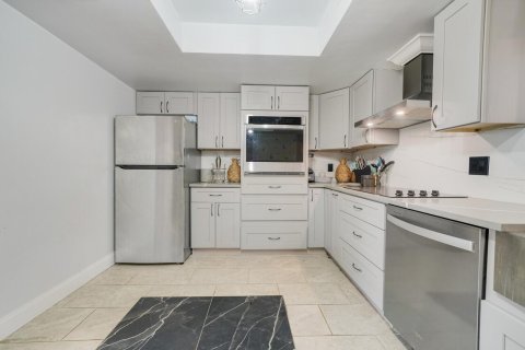 Casa en venta en West Palm Beach, Florida, 3 dormitorios, 190.73 m2 № 2412159 - foto 11