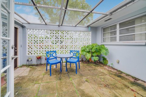 Casa en venta en West Palm Beach, Florida, 3 dormitorios, 190.73 m2 № 2412159 - foto 24