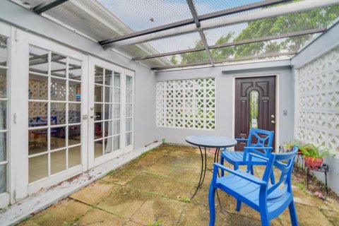Casa en venta en West Palm Beach, Florida, 3 dormitorios, 190.73 m2 № 2412159 - foto 26