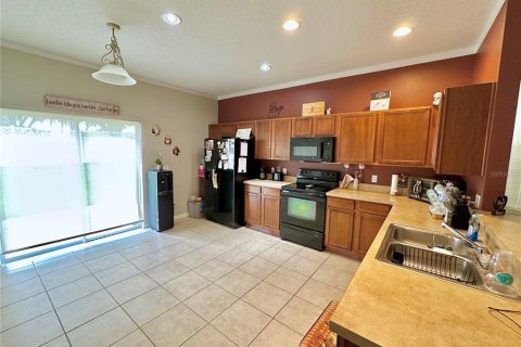 House in Lake Alfred, Florida 3 bedrooms, 133.78 sq.m. № 1881096 - photo 13