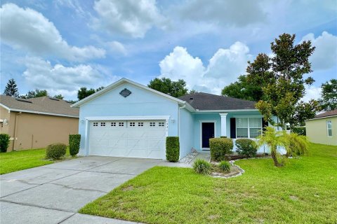 House in Lake Alfred, Florida 3 bedrooms, 133.78 sq.m. № 1881096 - photo 3